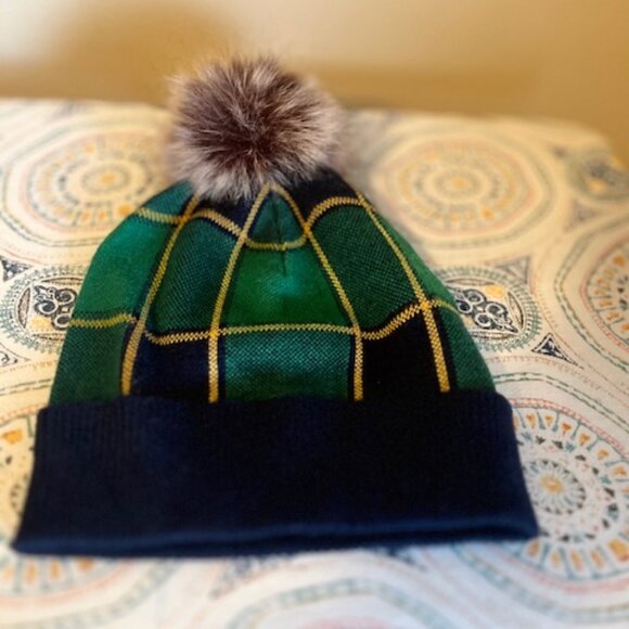 Rachel Zoe Accessories - NWOT  Rachel Zoe plaid beanie